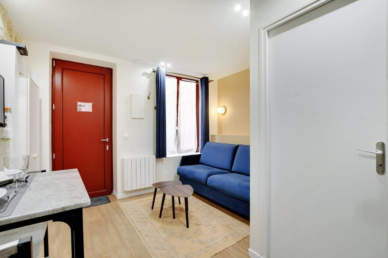Freshly Renovated Apartment In The Heart Of Parigi Esterno foto